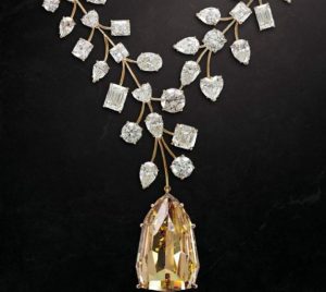 L'incomparable diamant jaune bijoux les plus chers krossin